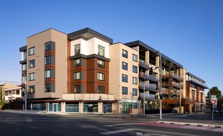 JubileeHouse-home-exterior_shot_of_residence JubileeHouse-home-exterior_shot_of_residence